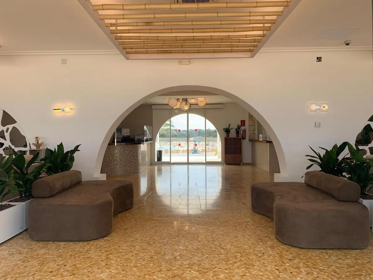 Hotel Roca Bella Es Pujols