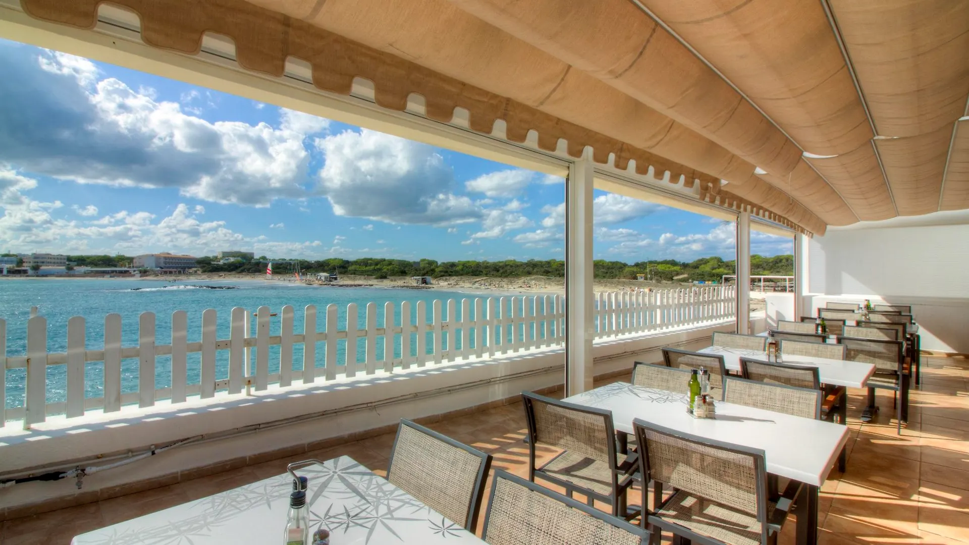 Hotel Roca Bella Es Pujols Spain