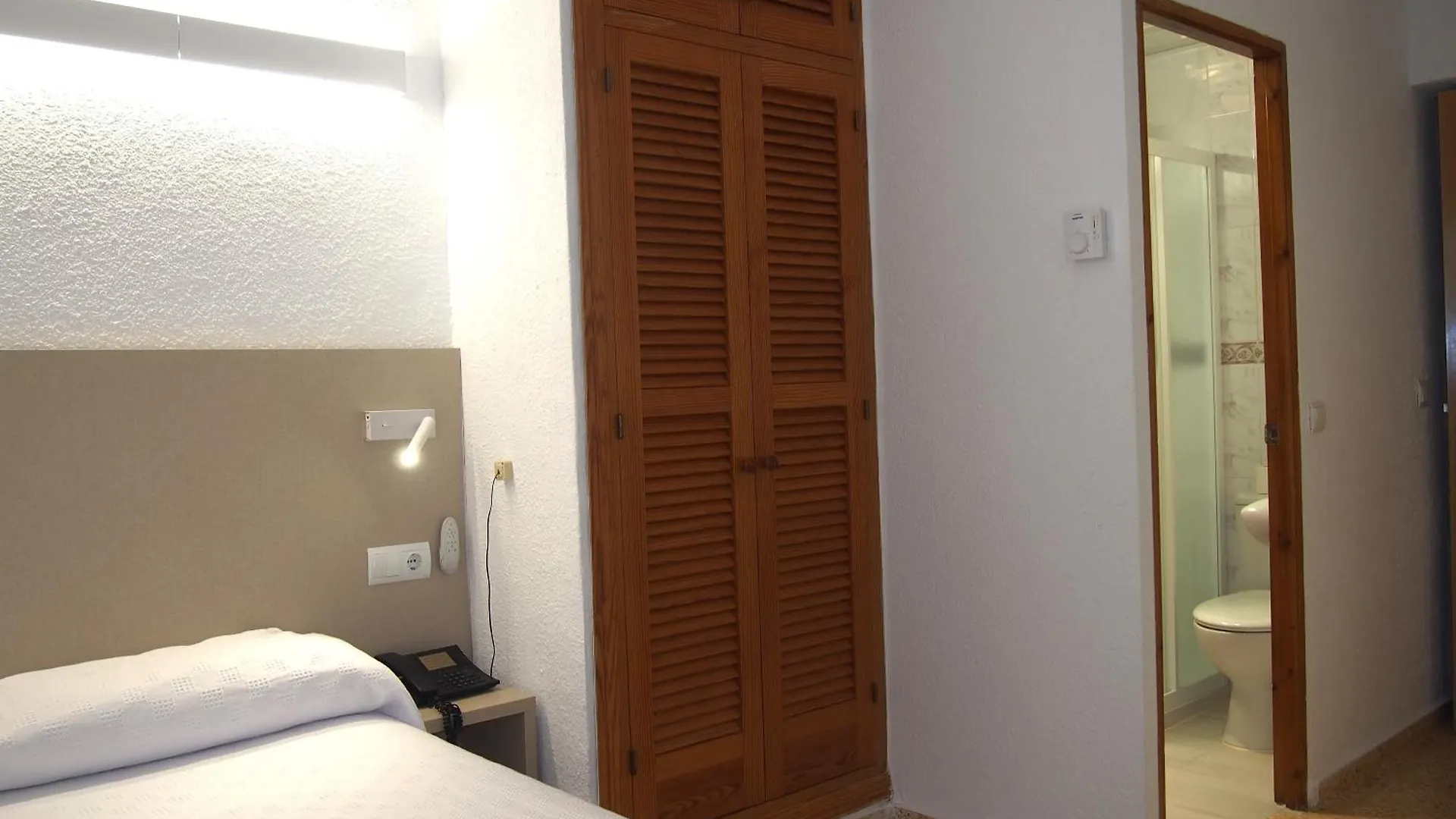 Hotel Roca Bella Es Pujols