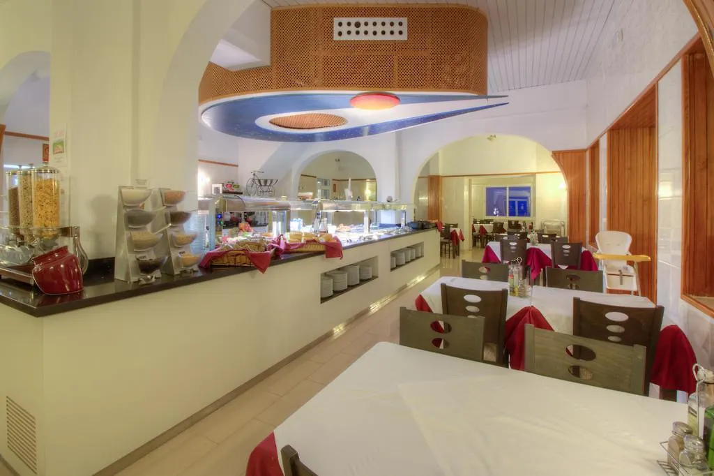 Hotel Roca Bella Es Pujols
