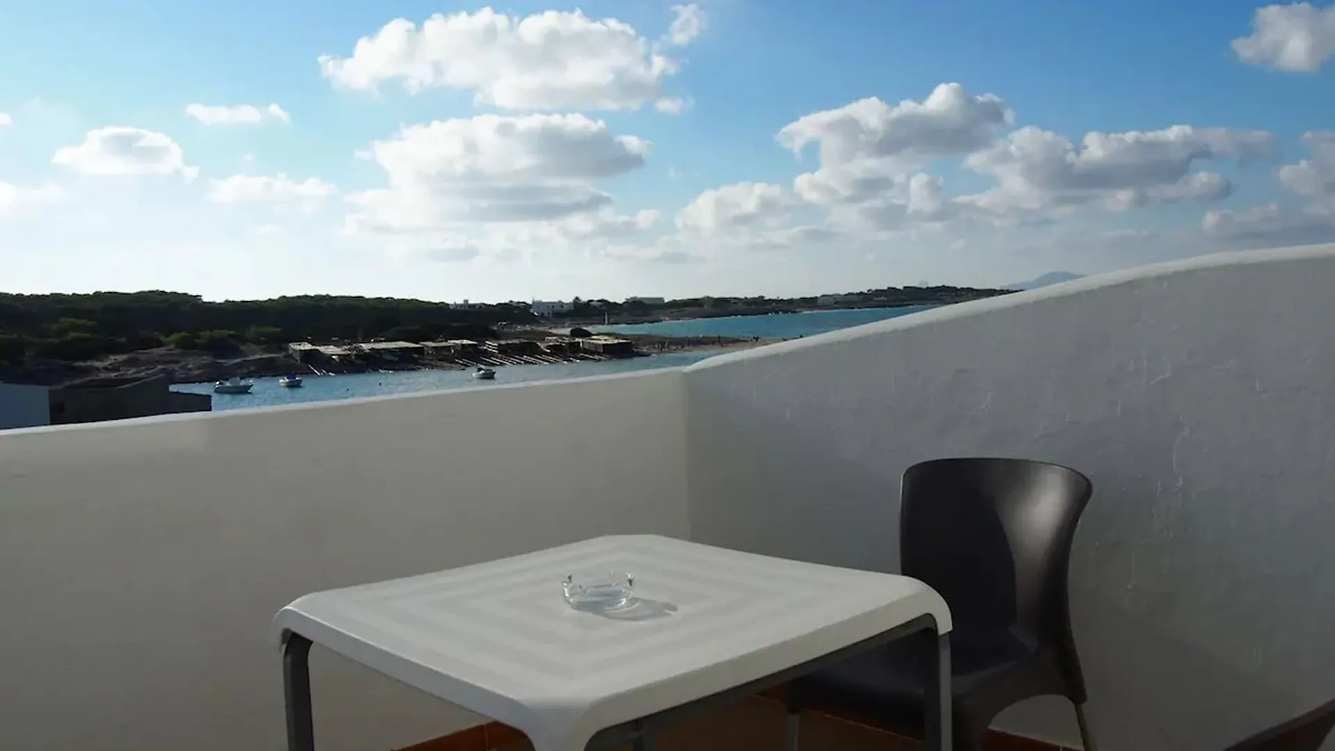 Hotel Roca Bella Es Pujols